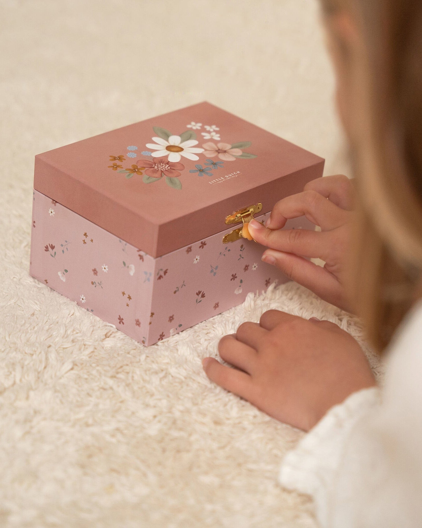 0028053 juwelendoosje evi met muziek