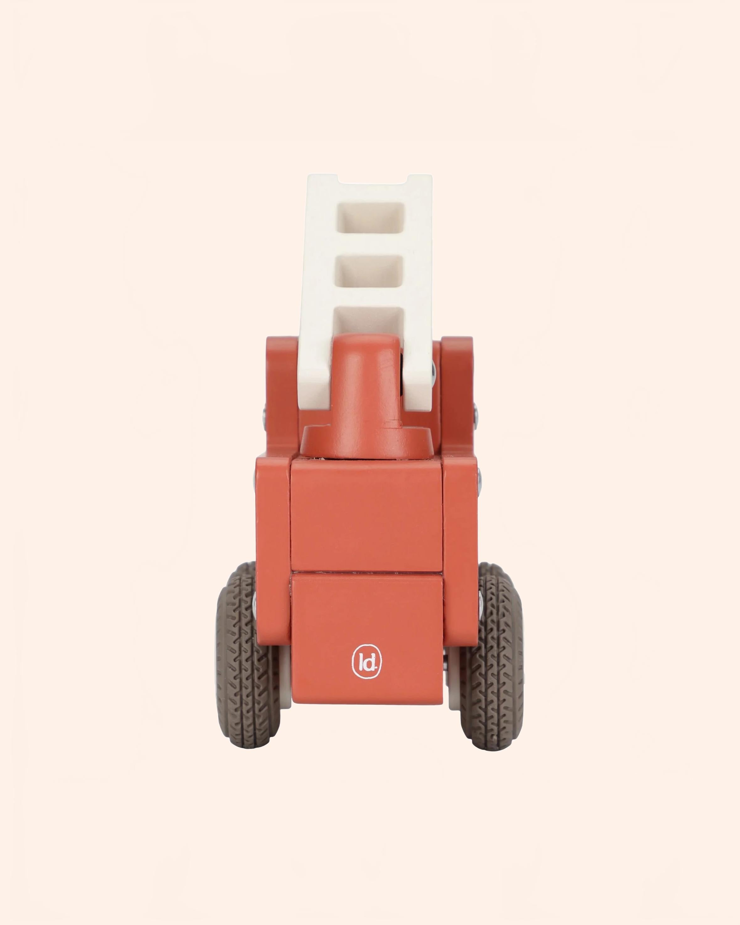 0030076 brandweerwagen met pegdoll fsc