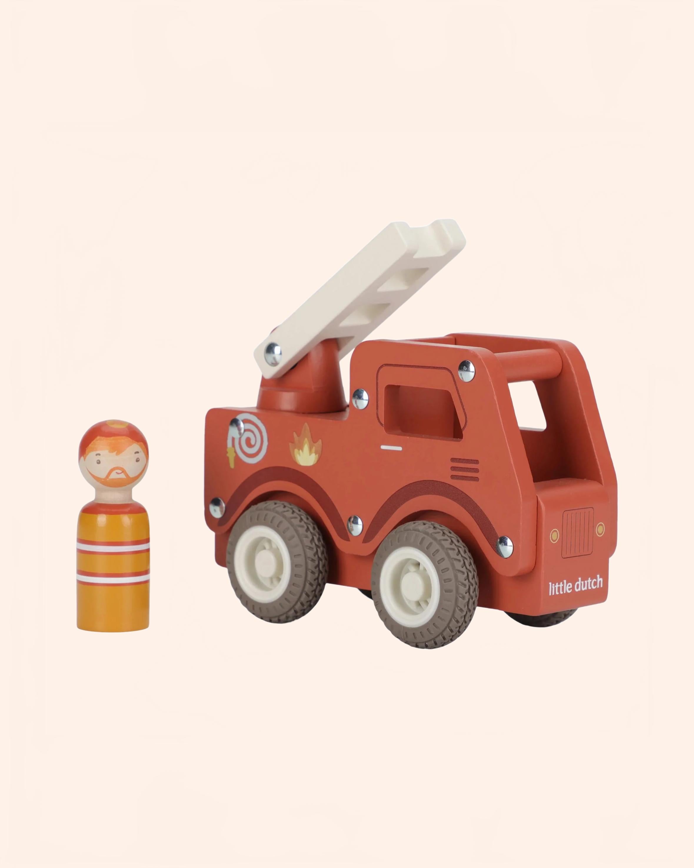 0030078 brandweerwagen met pegdoll fsc 20 281 29
