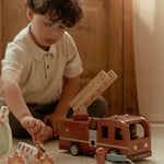 0030798 brandweerwagen met pegdolls fsc