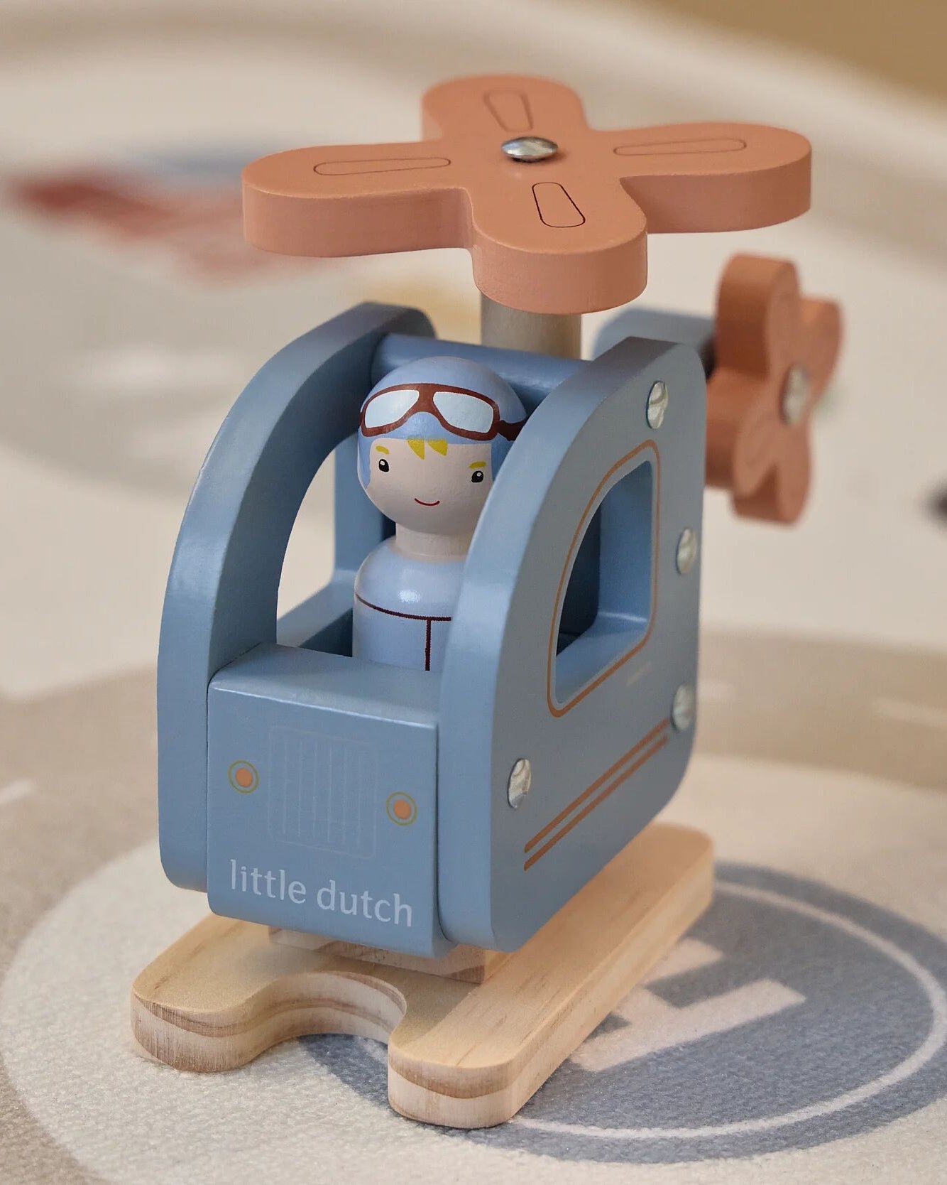 0032959 helicopter ld2552 1 shopify square