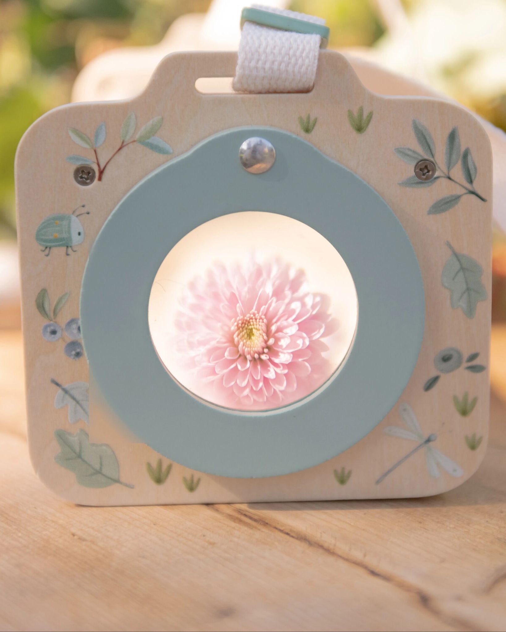 0033023 bug viewer forest friends ld9136 8 shopify square