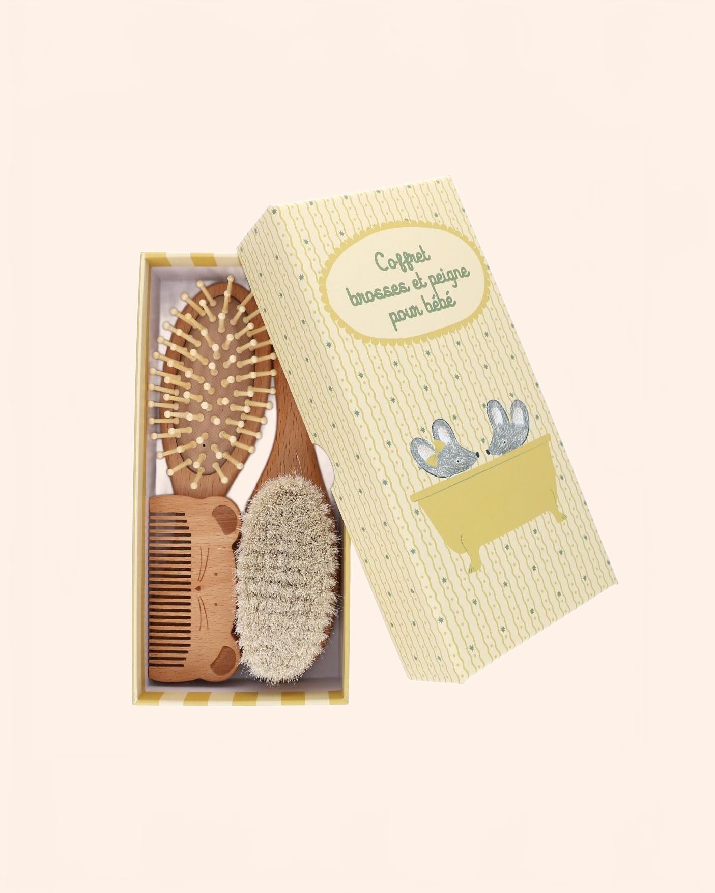 38275 coffret bebe brosses peigne petite souris bd04