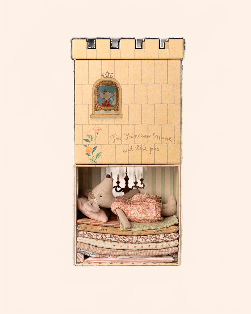 COLOURBOX68267974