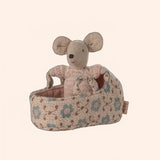 COLOURBOX68267980