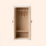 COLOURBOX69924837