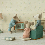 COLOURBOX70106677