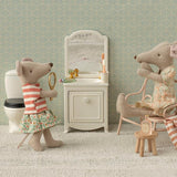 COLOURBOX70435790