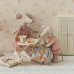 COLOURBOX70546859