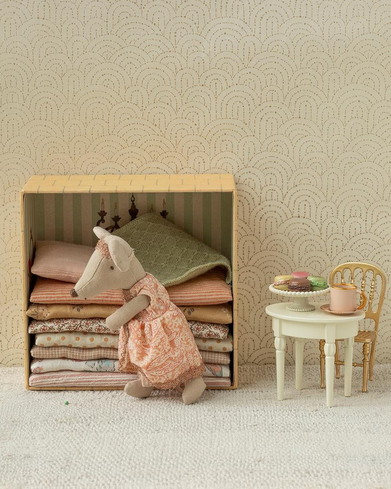 COLOURBOX71231531