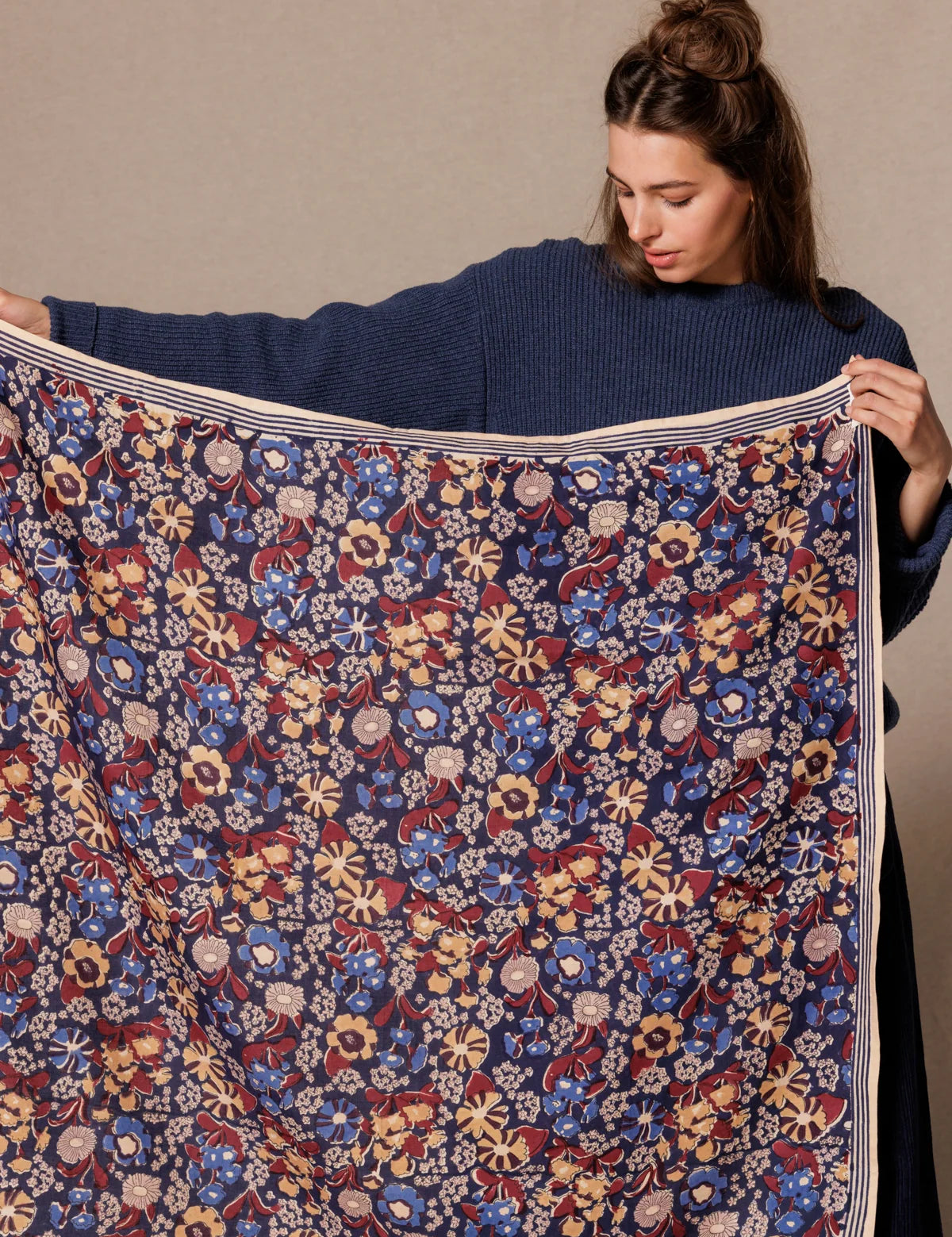big foulard latika   september indigo   apaches 3