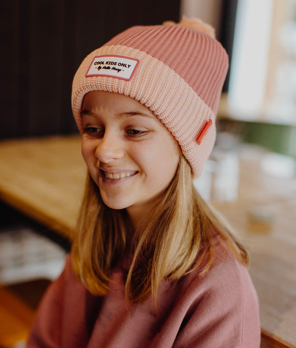 bonnet colore enfants bebes avec pompon rose hello hossy
