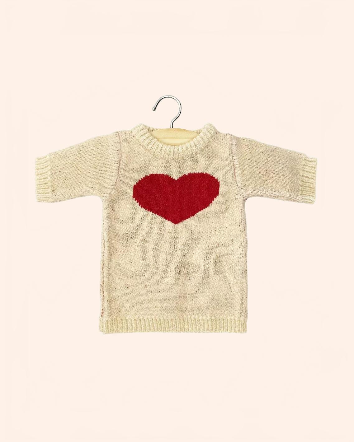 dressing poupee made in france gordis robe lena coeur en tricot rouge creme et son pochon