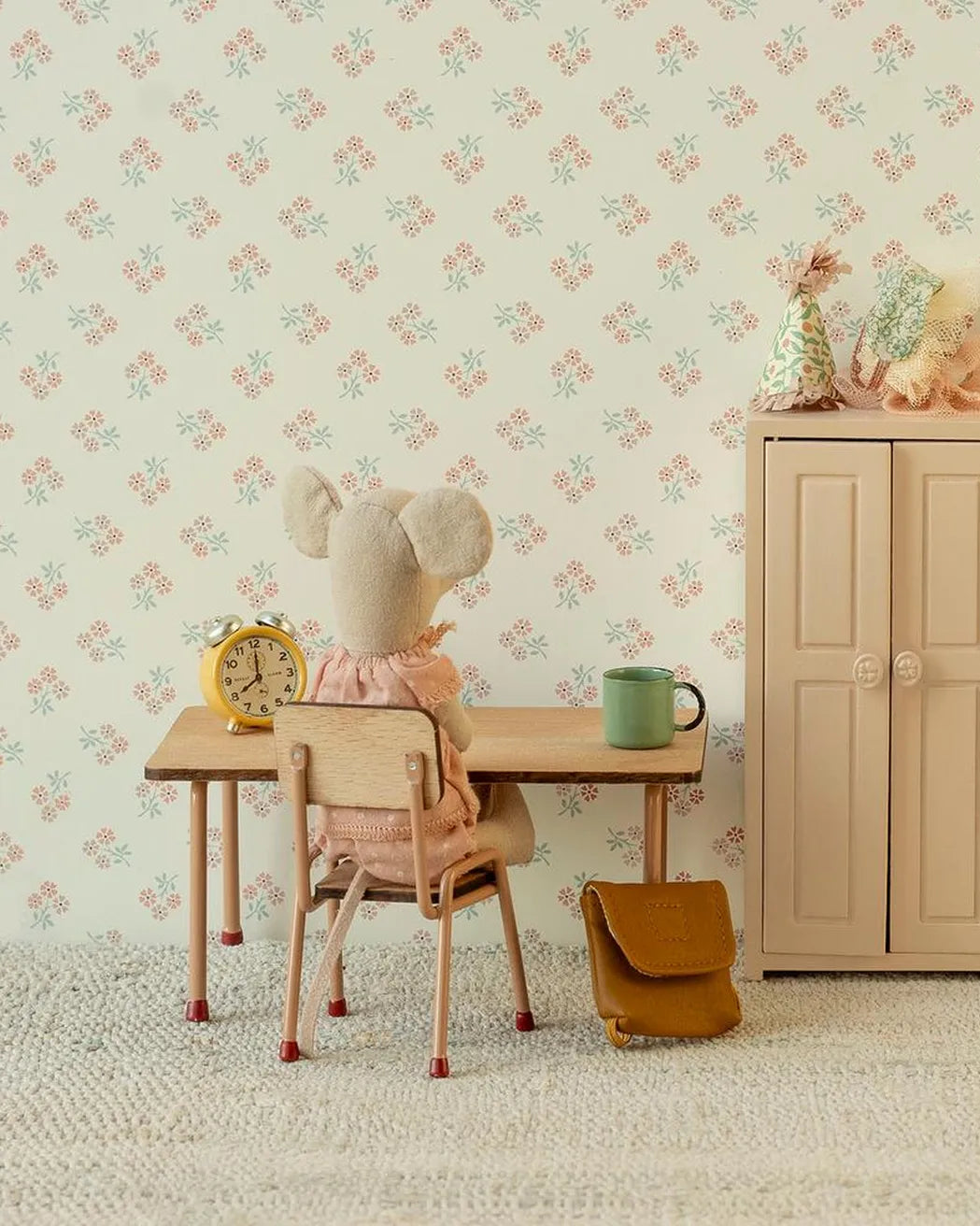 ensemble table et chaises souris   rose   maileg 3