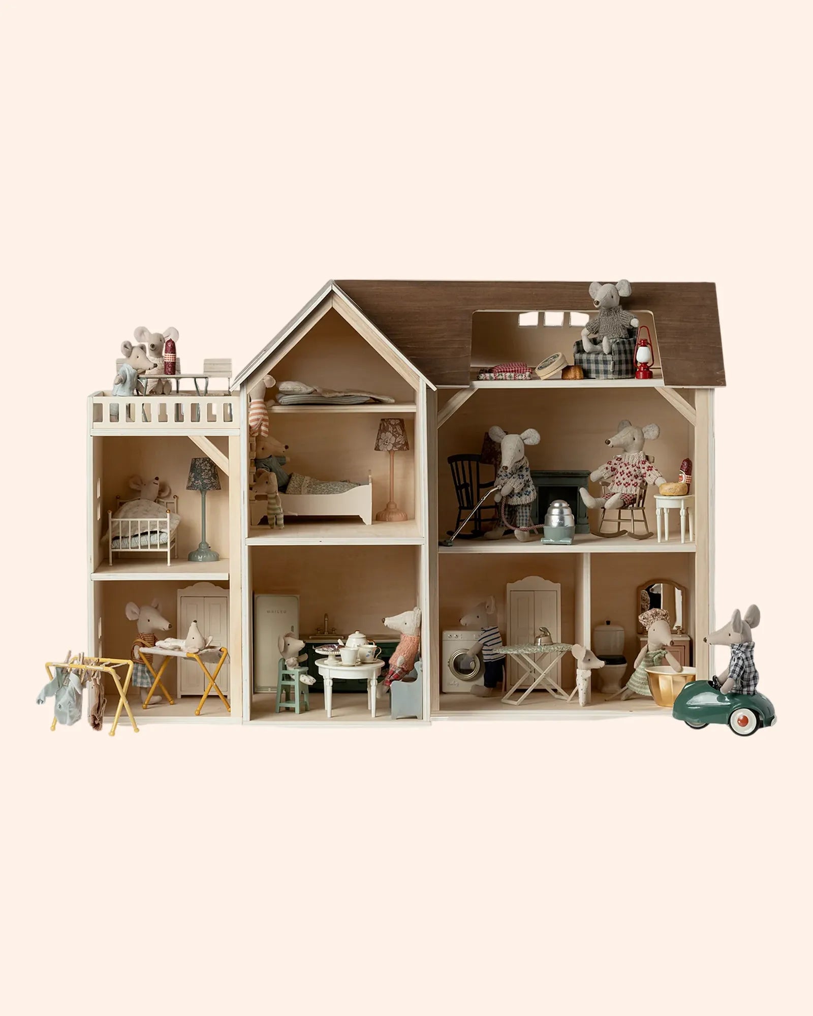 la maison mouse hole farmhouse   maileg 3