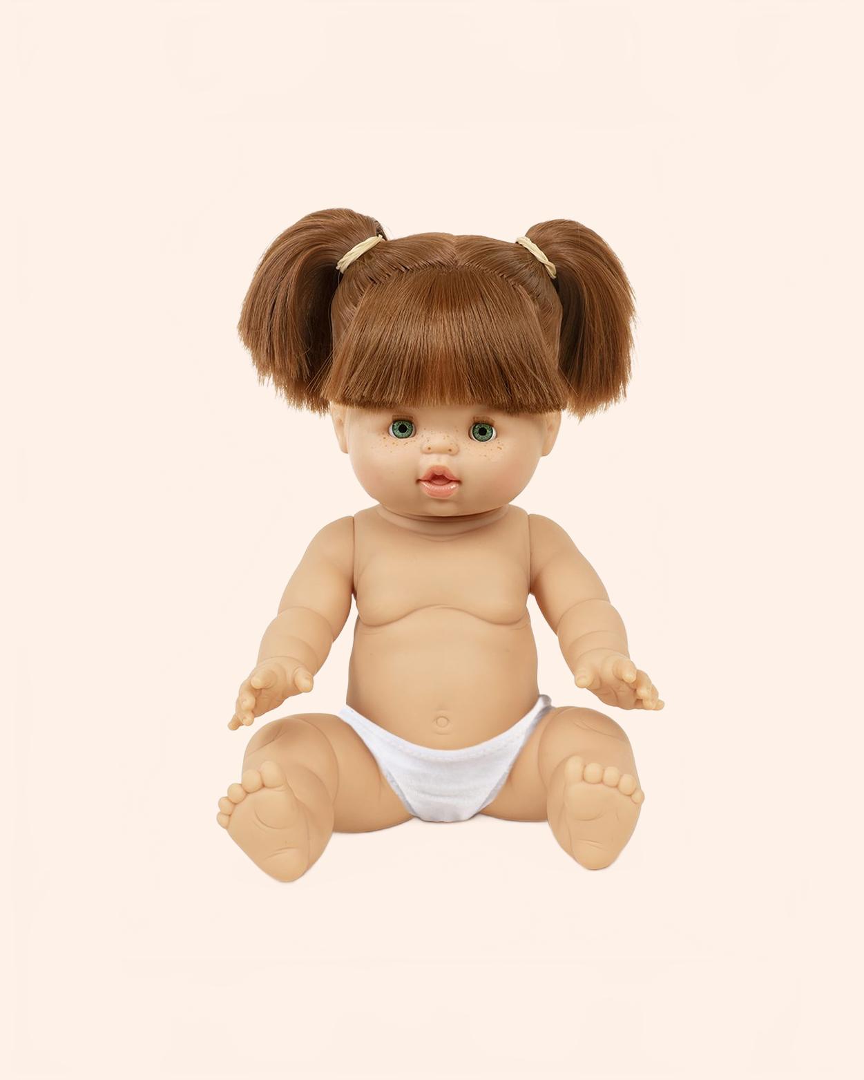 minikane poupee exclusive gabrielle rousse aux yeux verts avec culotte