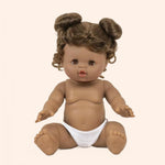 minikane poupee exclusive madeleine rousse aux yeux marrons dormeurs avec culotte