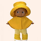 minikane poupee mini pancha arsene avec tenue pluie jaune