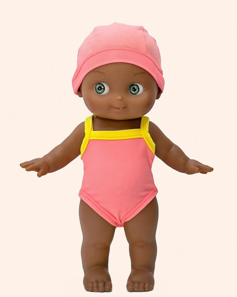 minikane poupee mini pancha prunelle avec tenue piscine corail pieds nus