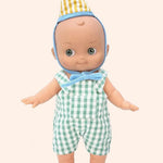 minikane poupee mini pancha zebulon avec tenue anniversaire vichy vert pieds nus