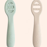 mushie  first feeding baby spoon  cambridge blueshifting sand mushie OA