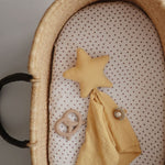 mushie  teether pretzel  natural