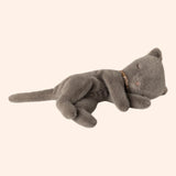 peluche chaton endormi gris   maileg 1