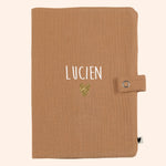 protege carnet de sante gaze camel   atelier wagram 1