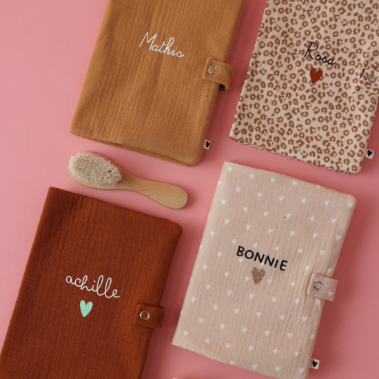 protege carnet de sante gaze camel   atelier wagram 2