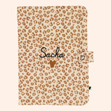 protege carnet de sante gaze leopard   atelier wagram 1