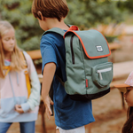 sac a dos ecole enfants vert sapin format carre hello hossy