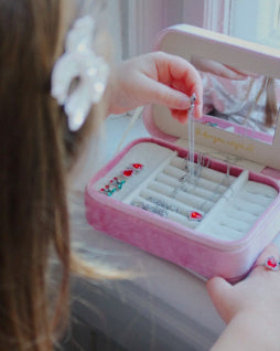 set de bijoux pink konges slojd  1 