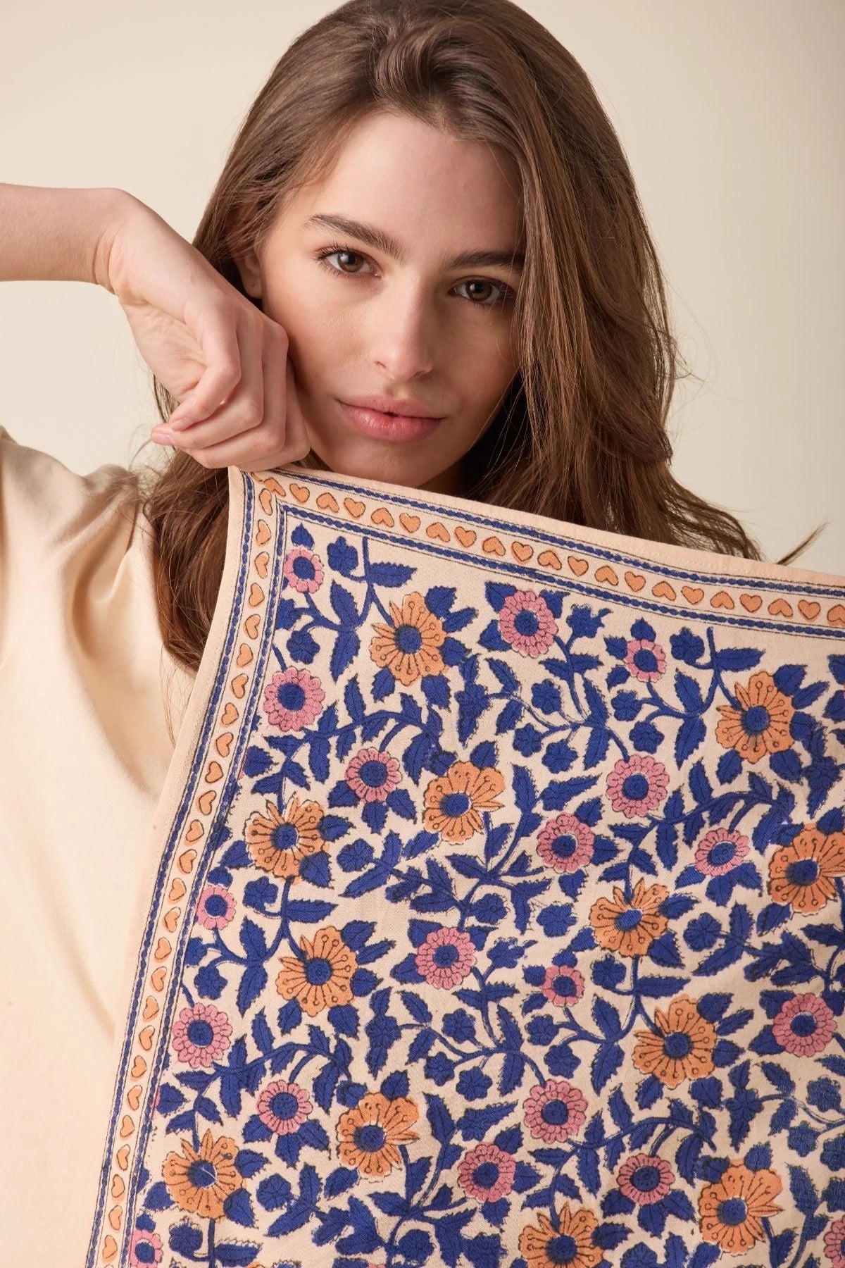 small foulard coton manika   coeur bleu royal   apaches 2