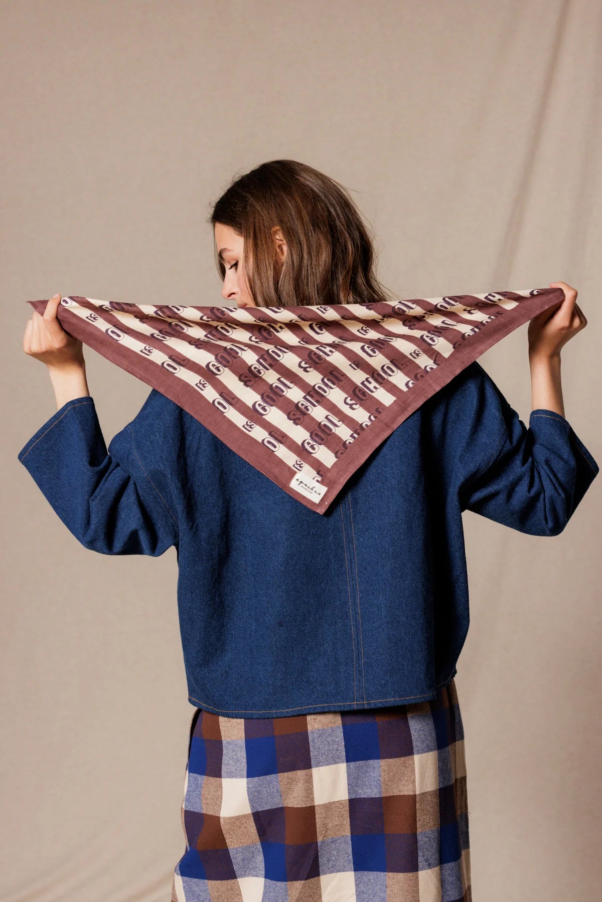small foulard manika   dictee taffeta   apaches 2