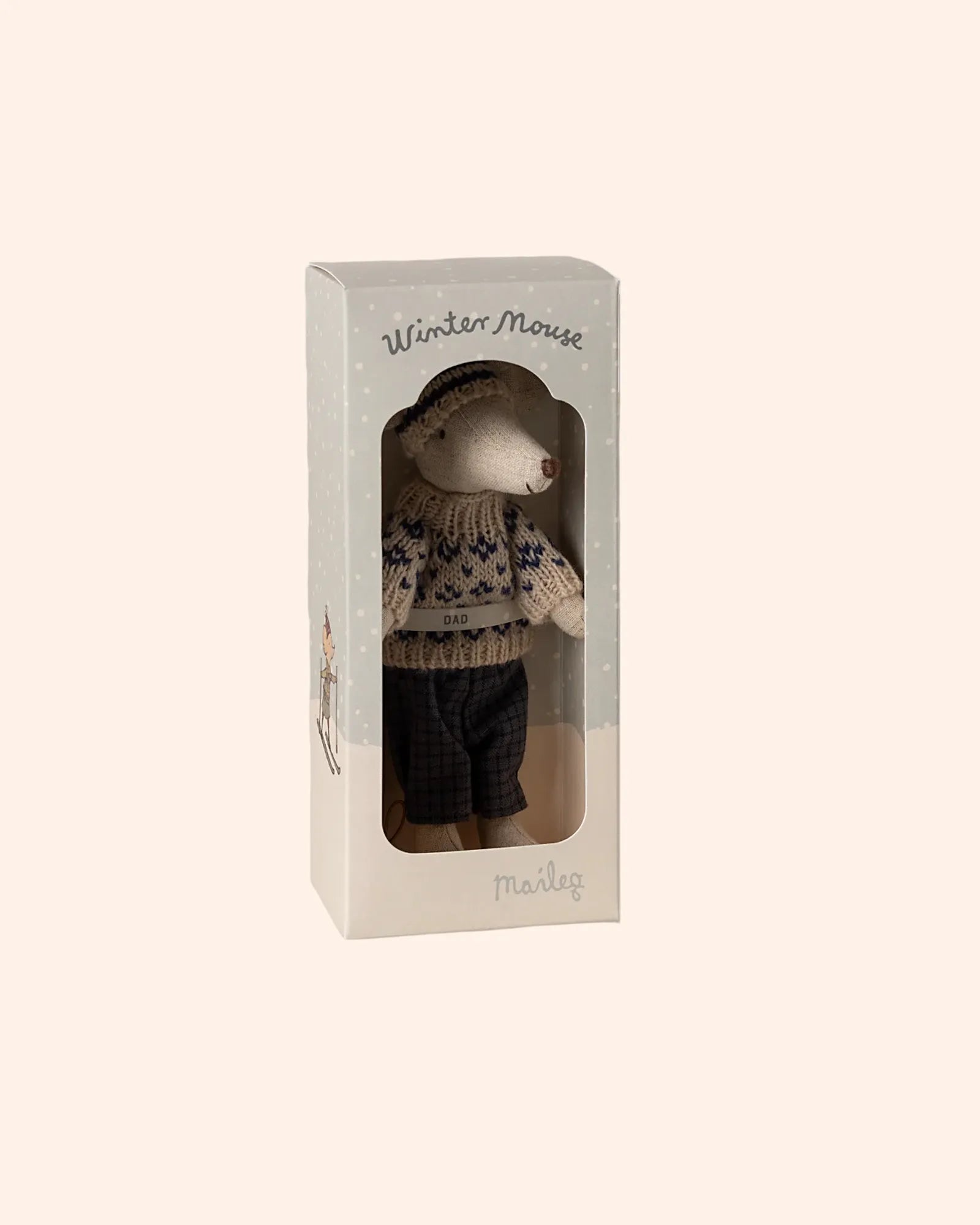souris en hiver et sa paire de skis papa   maileg 5