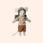 souris grand frere a fines rayures   randonneur   maileg 1